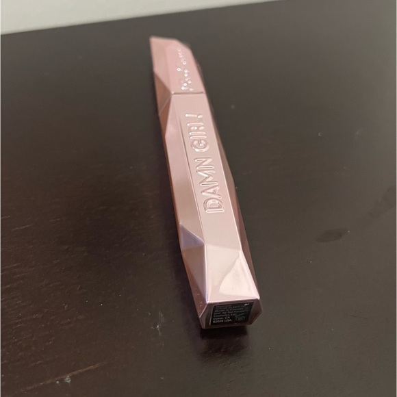 NEW FULL SIZE TOO FACED DAMN GIRL MASCARA 13 ml - Picture 10 of 10